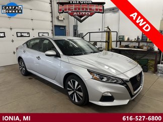 Used 2022 Nissan Altima 2.5 SV image 1