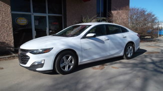 Used 2024 Chevrolet Malibu LS image 1