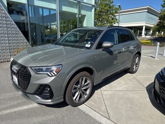 Used 2024 Audi Q3 2.0T Premium w/ Convenience Package image 1