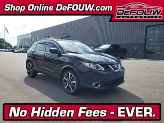 Used 2018 Nissan Rogue Sport SL image 1