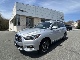 Used 2019 INFINITI QX60 Luxe w/ Essential Package image 1
