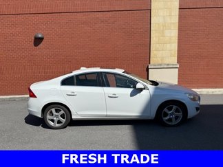 Used 2012 Volvo S60 T5 image 1