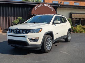 Used 2018 Jeep Compass Latitude w/ Popular Equipment Group image 1