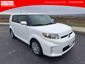 Used 2014 Scion xB image 1
