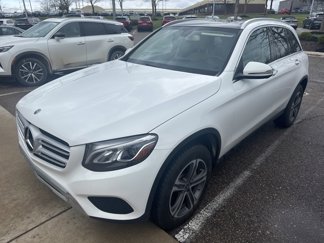 Used 2017 Mercedes-Benz GLC 300 4MATIC image 1