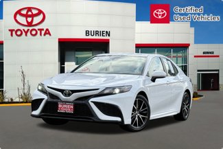 Certified 2021 Toyota Camry SE image 1