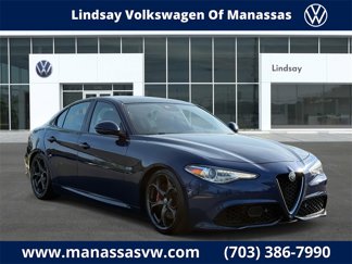 Used 2017 Alfa Romeo Giulia Ti image 1