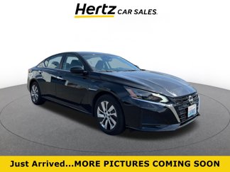 Used 2023 Nissan Altima 2.5 S image 1