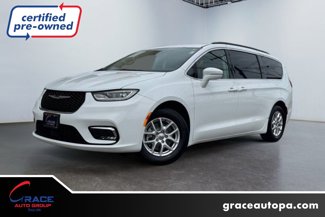 Used 2022 Chrysler Pacifica Touring-L image 1