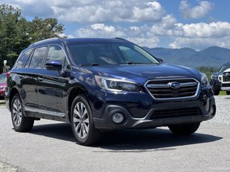 Used 2018 Subaru Outback 3.6R Touring image 1