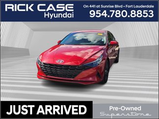 Used 2022 Hyundai Elantra SEL image 1