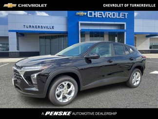 New 2025 Chevrolet Trax LS w/ LS Convenience Package image 1