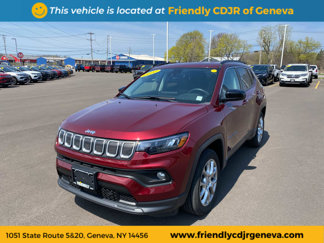 Used 2022 Jeep Compass Latitude image 1