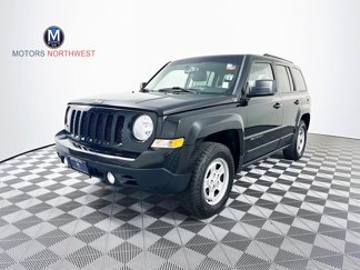 Used 2015 Jeep Patriot High Altitude image 1