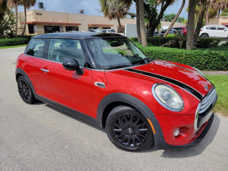 Used 2014 MINI Cooper 2-Door Hardtop image 1