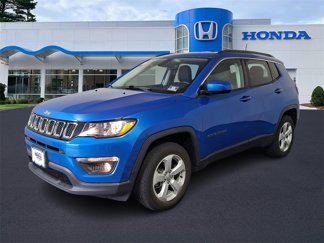 Used 2019 Jeep Compass Latitude w/ Cold Weather Group image 1