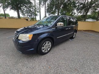 Used 2008 Chrysler Town & Country Limited w/ Entertainment Group #3 image 1