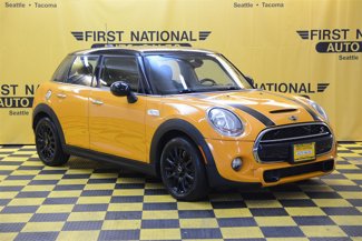 Used 2015 MINI Cooper S image 1