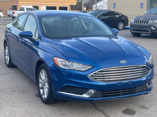 Used 2017 Ford Fusion SE image 1