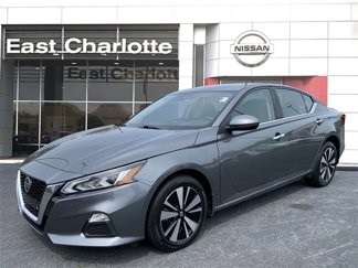 Used 2022 Nissan Altima 2.5 SV image 1