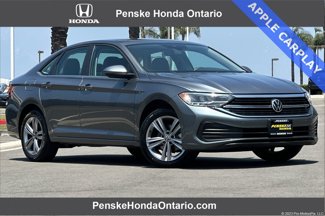 Used 2022 Volkswagen Jetta SE image 1