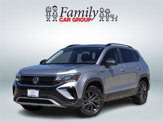 Used 2023 Volkswagen Taos S image 1