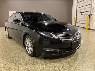 Used 2015 Lincoln MKZ image 1