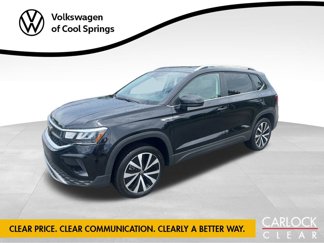 Used 2024 Volkswagen Taos SE image 1
