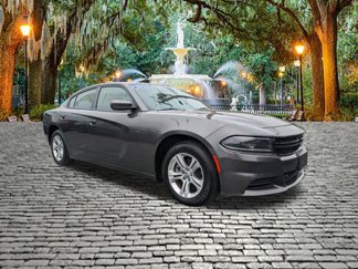 Used 2022 Dodge Charger SXT image 1