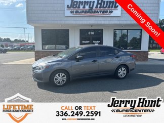 Used 2023 Nissan Versa S w/ Trunk Package image 1
