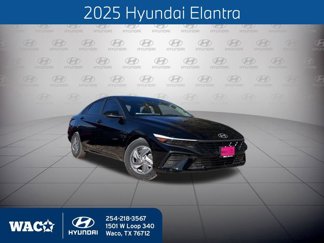 Used 2025 Hyundai Elantra SE image 1