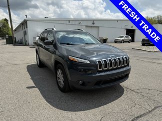 Used 2018 Jeep Cherokee Latitude Plus w/ Comfort/Convenience Group image 1