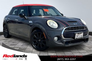Used 2015 MINI Cooper S image 1