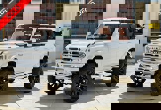 Used 2023 Ford Bronco Outer Banks image 1