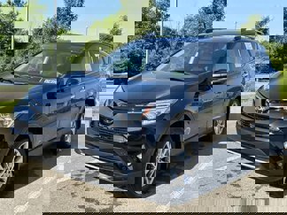Used 2017 Toyota RAV4 Limited image 1