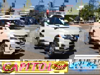 Used 2017 Nissan Rogue SV image 1
