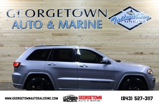 Used 2020 Jeep Grand Cherokee Altitude image 1