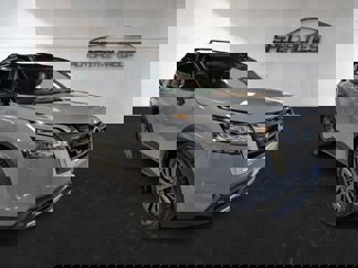 Used 2022 Nissan Pathfinder SL image 1