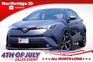 Used 2018 Toyota C-HR XLE image 1