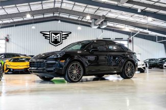 Used 2022 Porsche Cayenne GTS image 1