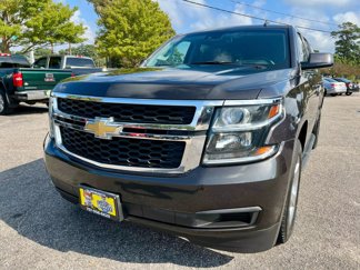 Used 2015 Chevrolet Suburban LT image 1