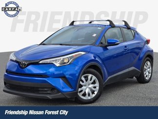 Used 2019 Toyota C-HR LE image 1
