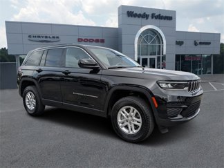New 2025 Jeep Grand Cherokee Laredo w/ Luxury Tech Group I image 1