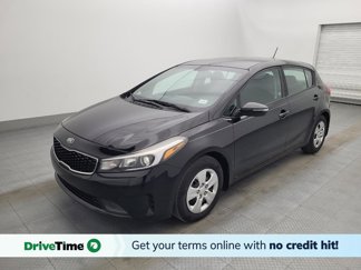 Used 2017 Kia Forte LX image 1