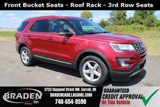 Used 2017 Ford Explorer XLT image 1