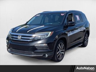 Used 2017 Honda Pilot Touring image 1