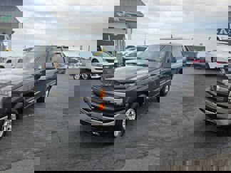 Used 2005 Chevrolet Avalanche Z71 w/ Preferred Equipment Group image 1