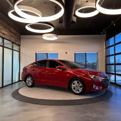 Used 2019 Hyundai Elantra SEL w/ Winter Weather Package image 1
