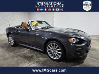Used 2017 FIAT 124 Spider Lusso image 1