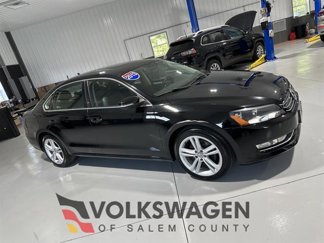 Used 2013 Volkswagen Passat 3.6 SE image 1